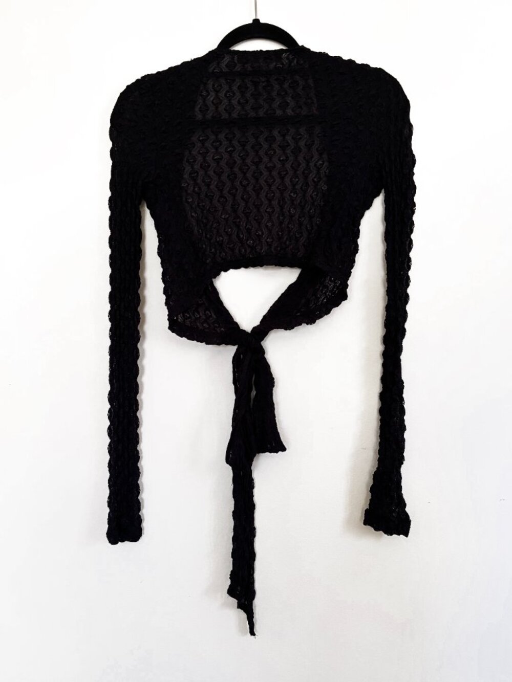 Urban Outfitters Edgy Black Lace Wrap Top in Women's XS in EXCELLENT CONDITION - Picture 3 of 8